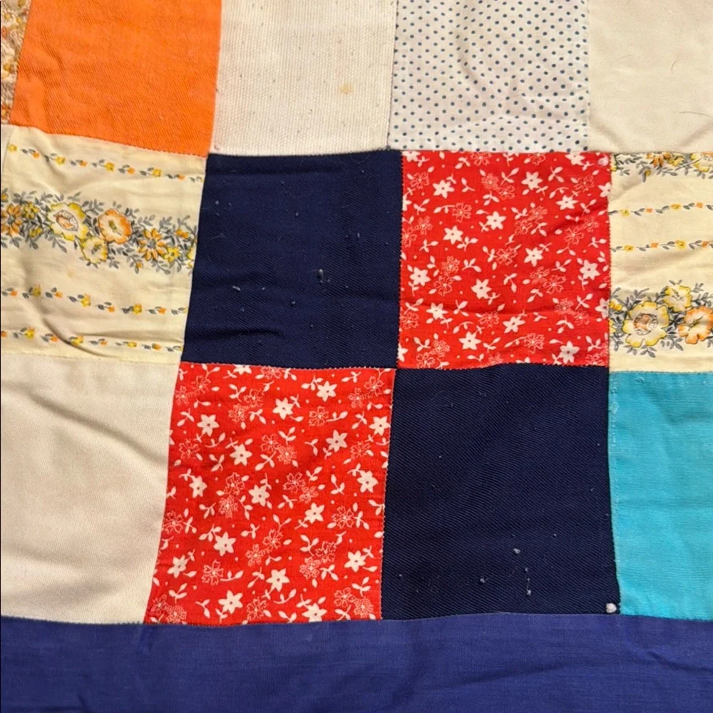 Quilt Vintage Blue,Yellow,Multi Color Tied Quilt
